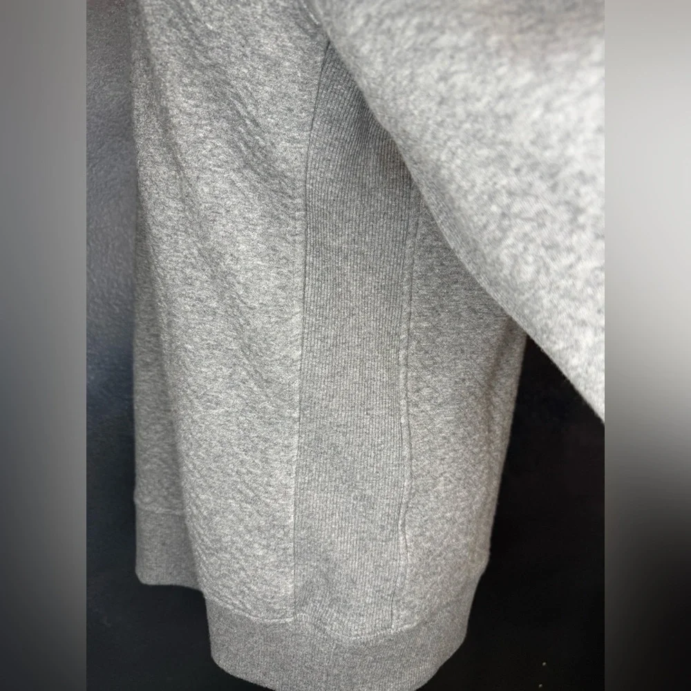 Banana Republic Gray Hoodie Sweatshirt - Size M - New With Tags
